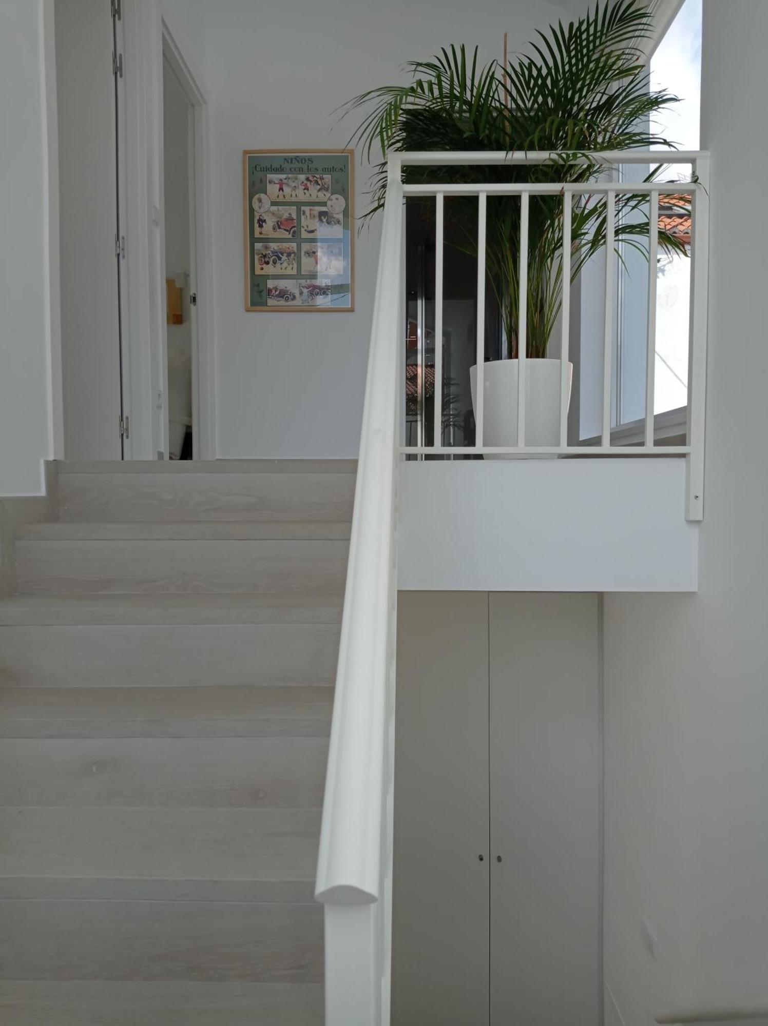 Casas Turisticas Lar Jardin - Parking Privado ซานติอาโก เด กอมโปสเตลา ภายนอก รูปภาพ