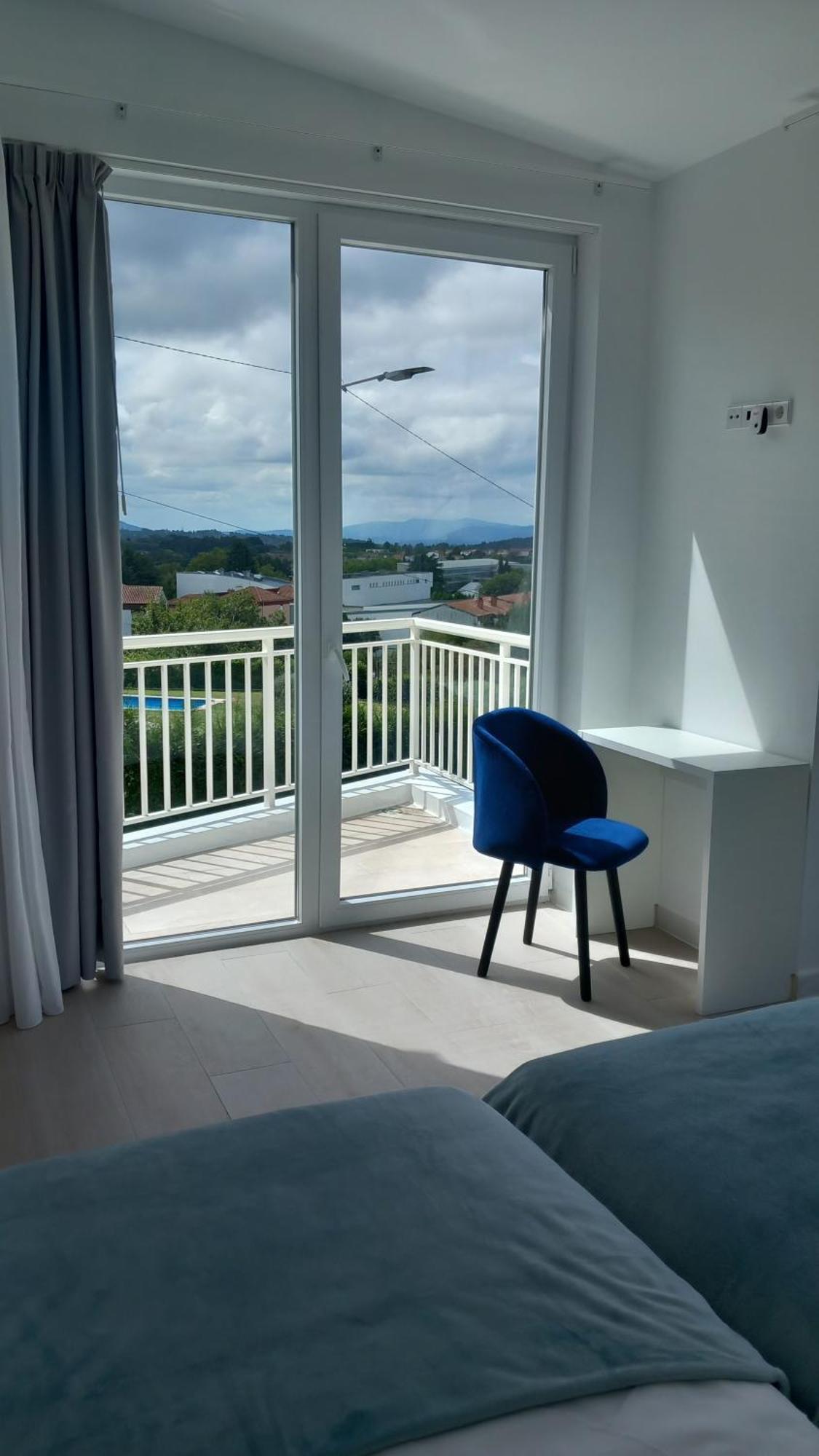 Casas Turisticas Lar Jardin - Parking Privado ซานติอาโก เด กอมโปสเตลา ภายนอก รูปภาพ