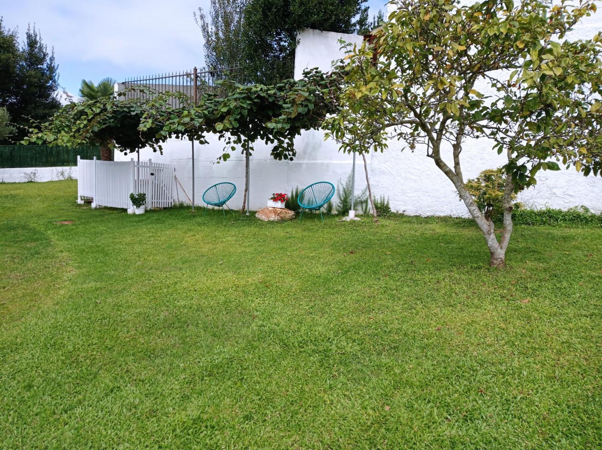 Casas Turisticas Lar Jardin - Parking Privado ซานติอาโก เด กอมโปสเตลา ภายนอก รูปภาพ