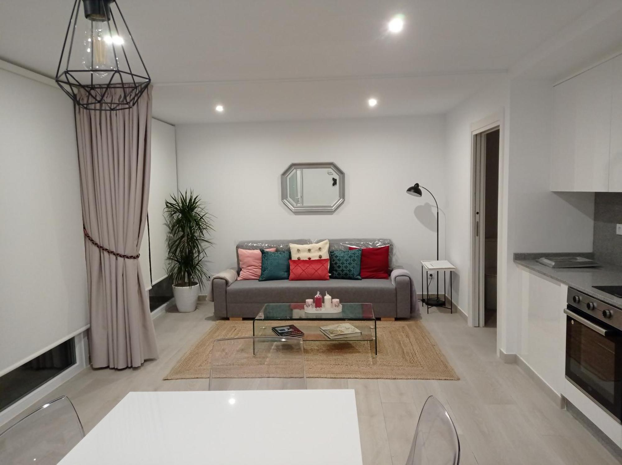 Casas Turisticas Lar Jardin - Parking Privado ซานติอาโก เด กอมโปสเตลา ภายนอก รูปภาพ