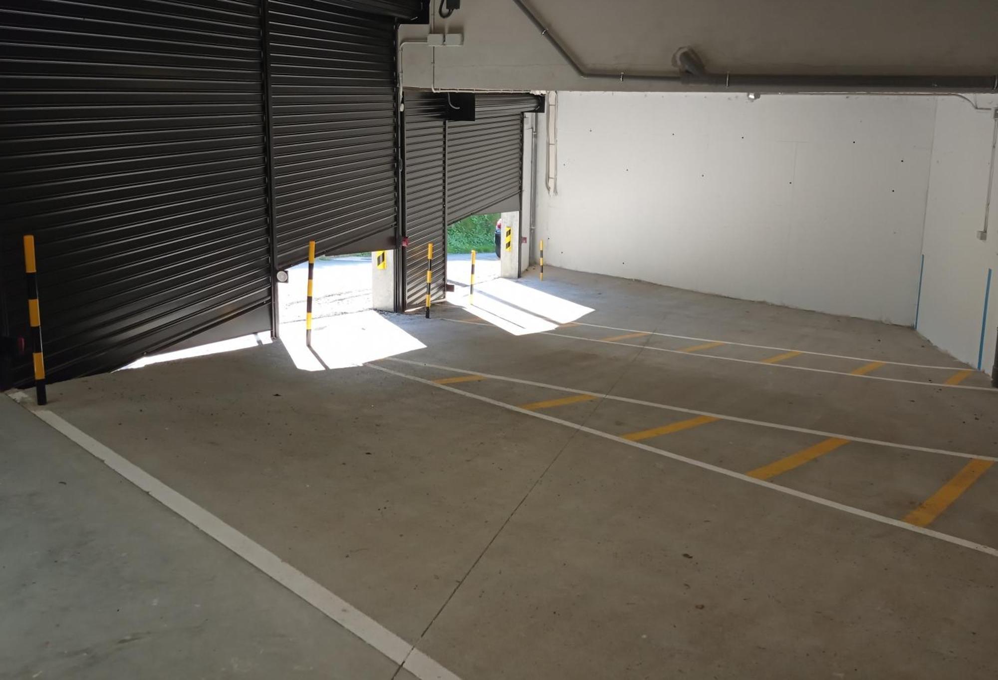 Casas Turisticas Lar Jardin - Parking Privado ซานติอาโก เด กอมโปสเตลา ภายนอก รูปภาพ